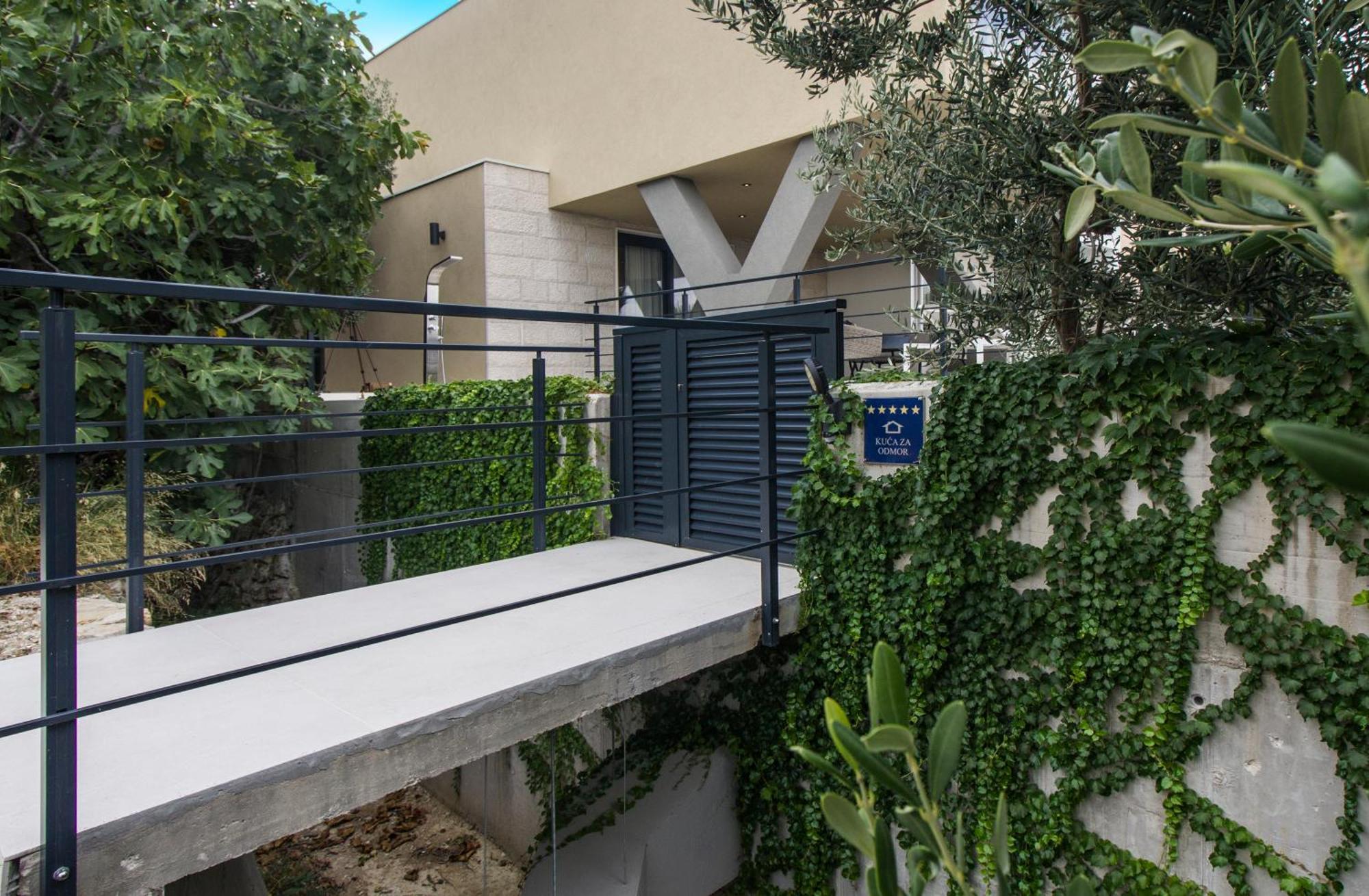Villa Olive Grove Duce Exterior photo
